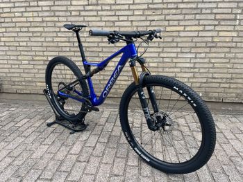 Used Orbea OIZ M-PRO 2024 2024 Mountainbike — image 2 of 17