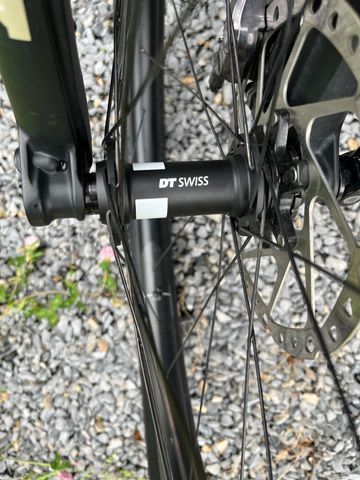 Orbea OIZ M10 2023 2023 Mountainbike usato, Nero — immagine 2 di 11
