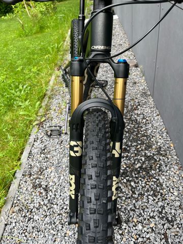 Orbea OIZ M10 2023 2023 Mountainbike usato, Nero — immagine 7 di 11