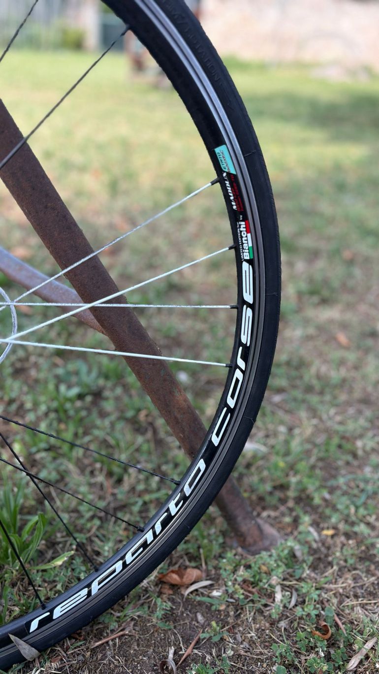 Used Bianchi Sempre Pro 105 2013 2013 Road & Gravel — image 5 of 6