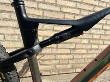 Orbea Oiz Other Shimano - Mountainbike 2025 Mountainbike usato, Verde — immagine 10 di 17