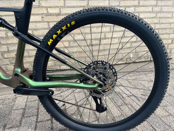 Orbea Oiz Other Shimano - Mountainbike 2025 Mountainbike usato, Verde — immagine 15 di 17