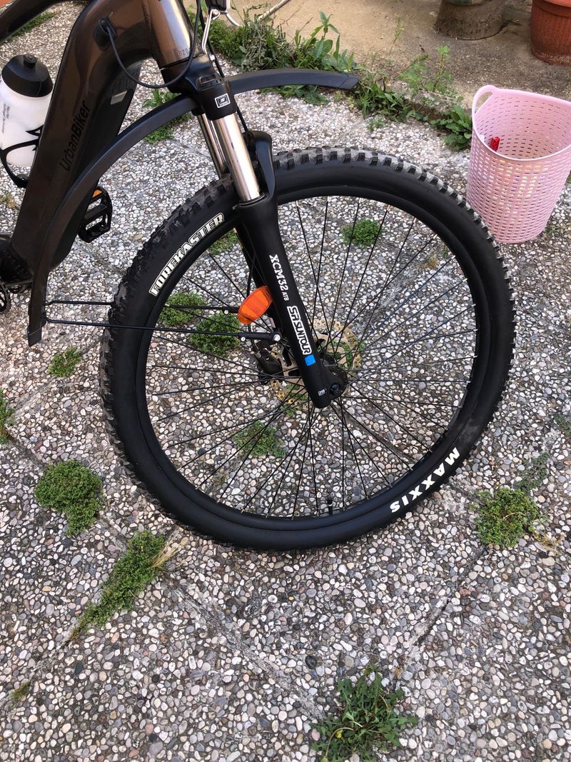 Used Urbanbiker Custom Shimano CUES 2025 Urban, Light Gray — image 4 of 7