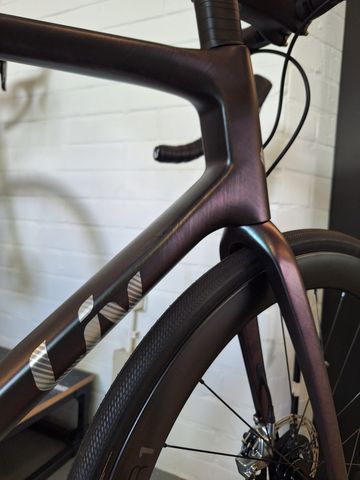Liv Langma Advanced SL Disc 2022 2022 Road & Gravel usato, Nero — immagine 4 di 9