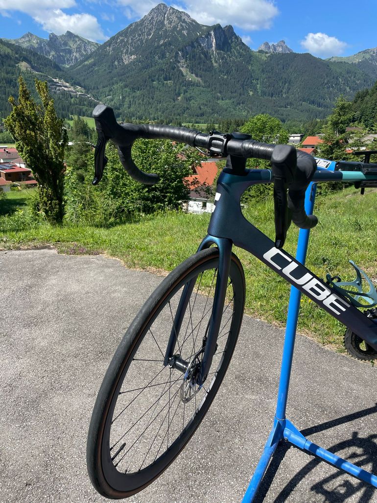 Used CUBE AXIAL WS C:62 SLX 2022 2022 Road & Gravel, Blue — image 7 of 8