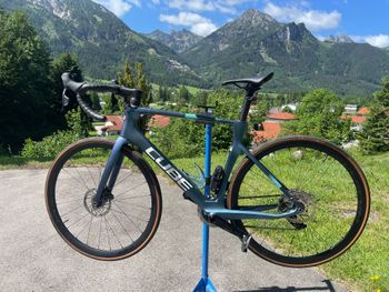 Used CUBE AXIAL WS C:62 SLX 2022 2022 Road & Gravel, Blue — image 2 of 8