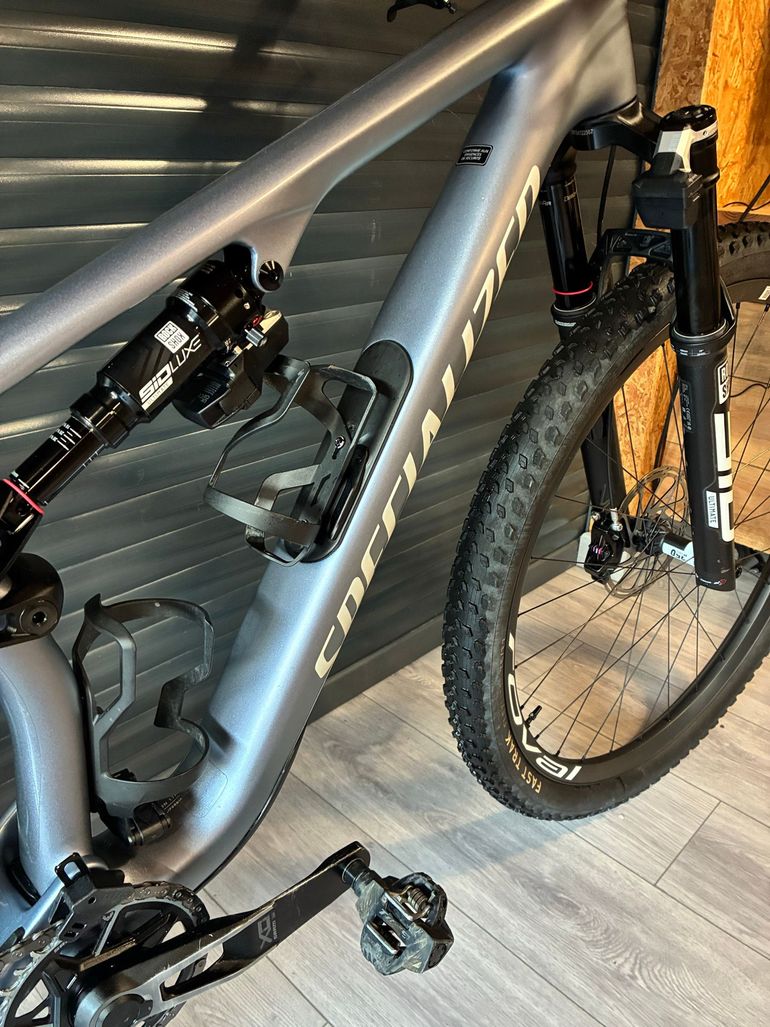 Used Specialized Epic 8 Pro - SRAM X0 AXS, RockShox Ultimate Flight Attendant 2026 2026 Mountainbike — image 4 of 6