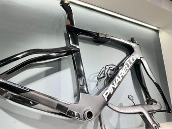 Used Pinarello DOGMA F DURA ACE Di2 Disc 2023 Frameset 2023 Road & Gravel, Black — image 2 of 17