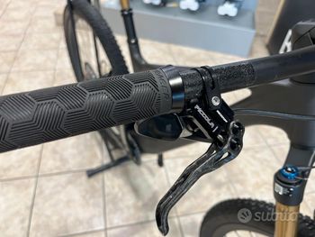 Used Scott Spark RC SL EVO AXS 2023 2023 Mountainbike — image 11 of 24