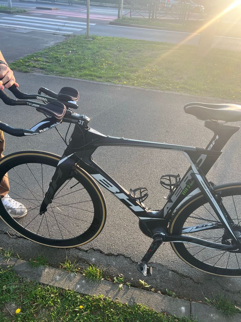 Used BH Bikes BH Bikes Custom SRAM Force 2014 Road & Gravel, Black — image 2 of 7
