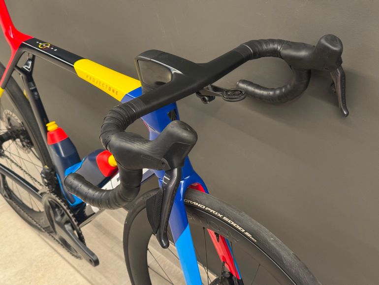 Used Trek Madone 8 SLR 2025 Road & Gravel — image 6 of 6