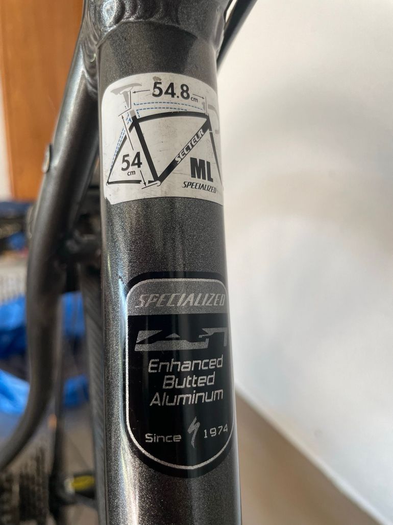 Used Specialized Secteur Triple 2010 2010 Road & Gravel — image 9 of 20