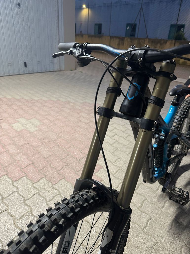 Used Norco Aurum A7.2 2017 2017 Mountainbike, Blue, 27.5 — image 4 of 6