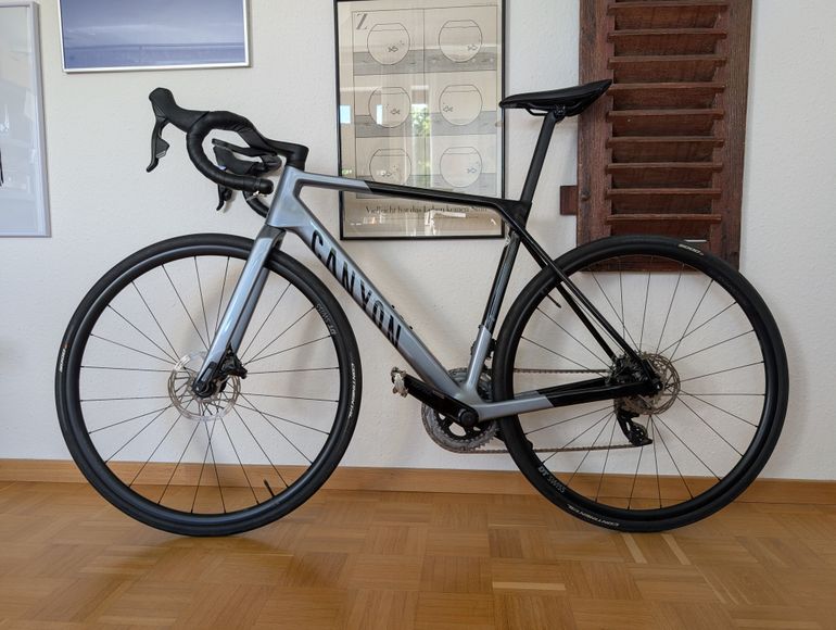 Used Canyon Ultimate CF SL 7 AXS 2025 2025 Road & Gravel — image 2 of 11