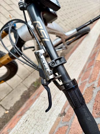Used Trek Supercaliber SLR 9.9 XX AXS Gen 2 2024 2024 Mountainbike, Light Gray, 29 — image 9 of 19