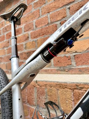 Used Trek Supercaliber SLR 9.9 XX AXS Gen 2 2024 2024 Mountainbike, Light Gray, 29 — image 11 of 19