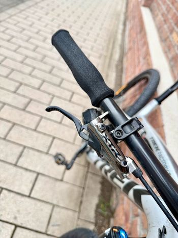 Used Trek Supercaliber SLR 9.9 XX AXS Gen 2 2024 2024 Mountainbike, Light Gray, 29 — image 7 of 19