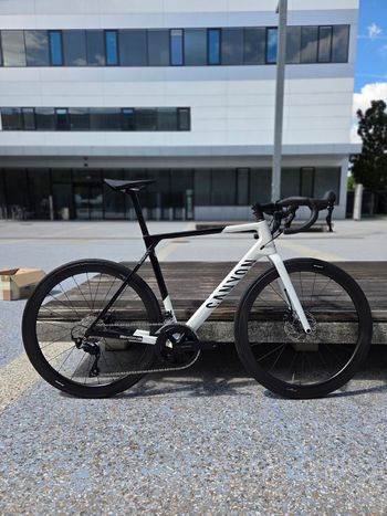 Used Canyon Ultimate CF SL 7 2024 2024 Road & Gravel
