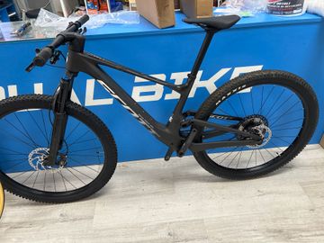 Gebrauchtes Scott Spark RC Team 2024 2024 Mountainbike, Schwarz, 29 — Bild 2 von 7