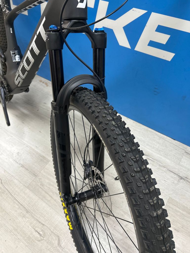 Used Scott Spark RC Team 2024 2024 Mountainbike — image 4 of 7