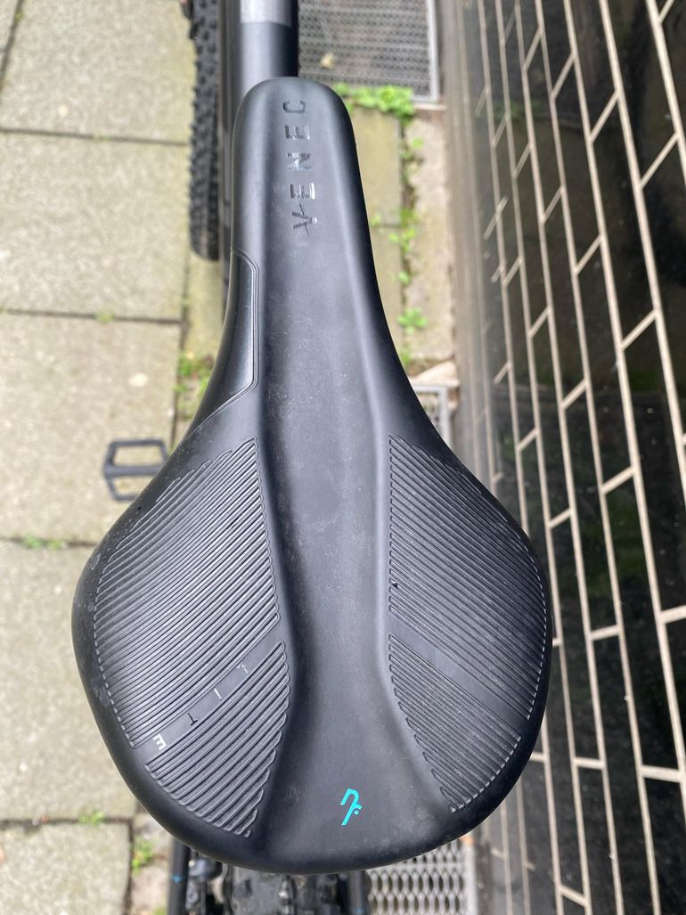 Used CUBE Aim Shimano Acera 2022 Mountainbike, Black — image 4 of 10