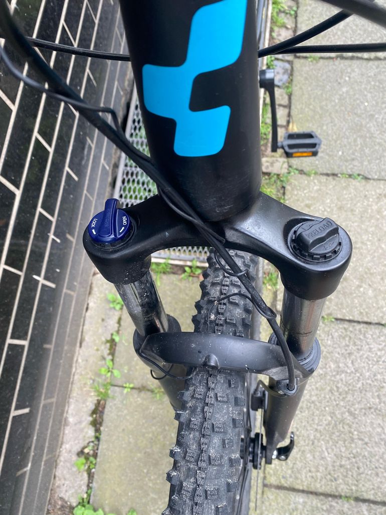 Used CUBE Aim Shimano Acera 2022 Mountainbike, Black — image 3 of 10