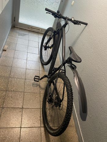 Used CUBE Aim Shimano Acera 2022 Mountainbike, Black — image 2 of 10