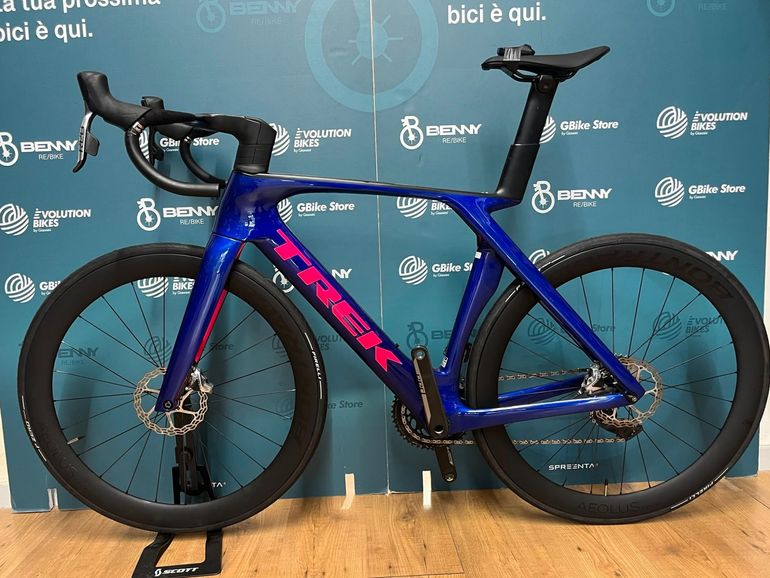 Used Trek Madone SLR 9 AXS Gen 7 2023 2023 Road & Gravel — image 5 of 6