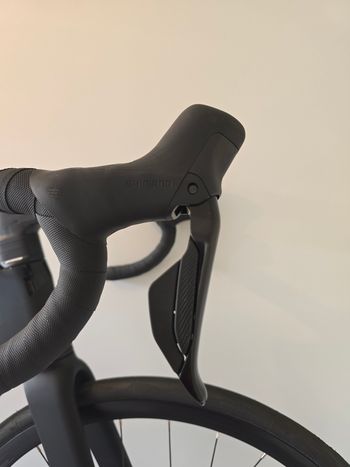 Used Merida REACTO 6000 Di2 2024 2024 Road & Gravel, Black — image 18 of 18