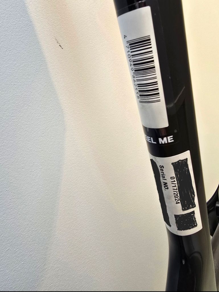 Used Merida REACTO 6000 Di2 2024 2024 Road & Gravel, Black — image 15 of 18
