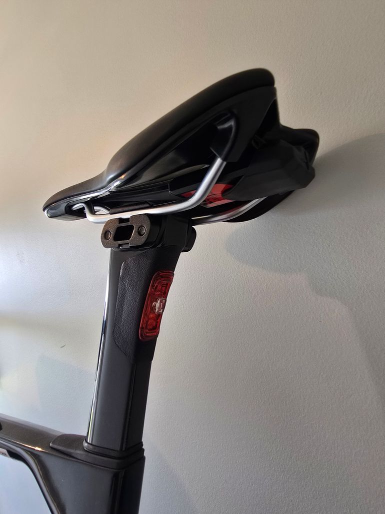 Used Merida REACTO 6000 Di2 2024 2024 Road & Gravel, Black — image 13 of 18