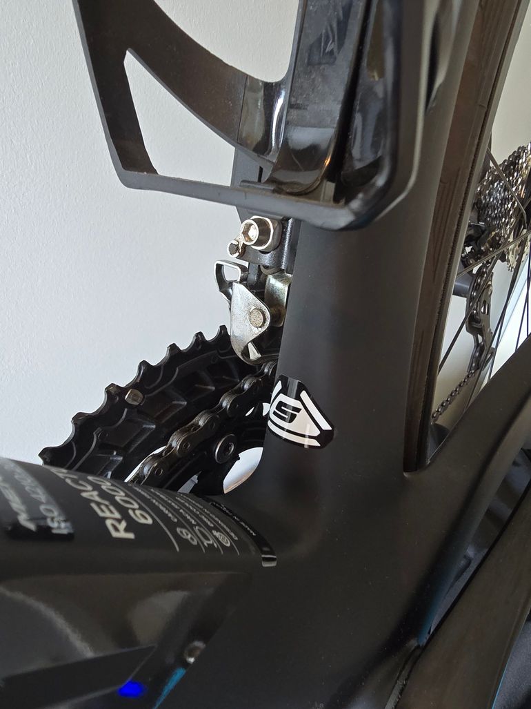 Used Merida REACTO 6000 Di2 2024 2024 Road & Gravel, Black — image 12 of 18