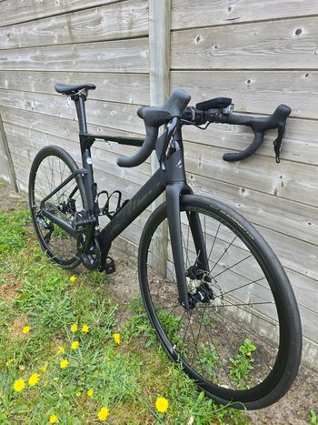 Used Merida REACTO 6000 Di2 2024 2024 Road & Gravel, Black — image 2 of 18