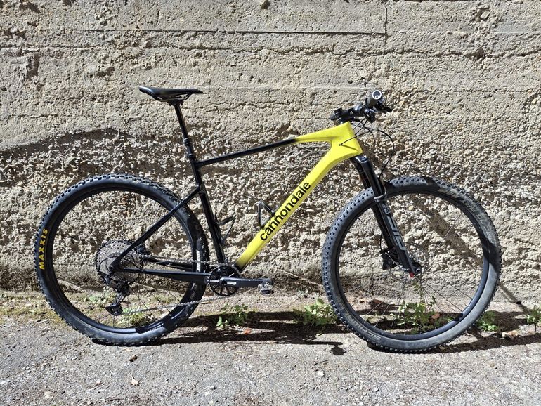 Used Cannondale Scalpel HT Carbon 3 2024 2024 Mountainbike, Black, 29 — image 1 of 5