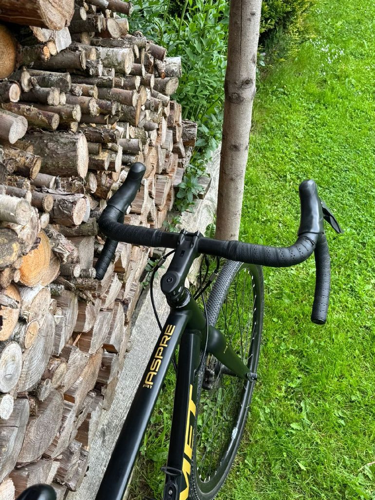 Used Romet Aspre Shimano Claris 2022 Road & Gravel — image 4 of 6