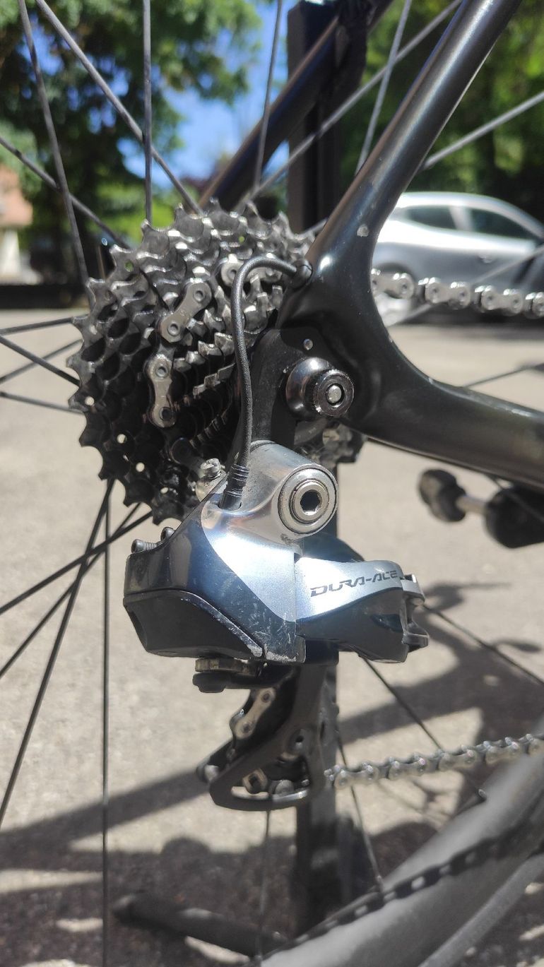 Specialized Tarmac Shimano Dura Ace Di2 2015 Road & Gravel usato, Nero — immagine 6 di 8