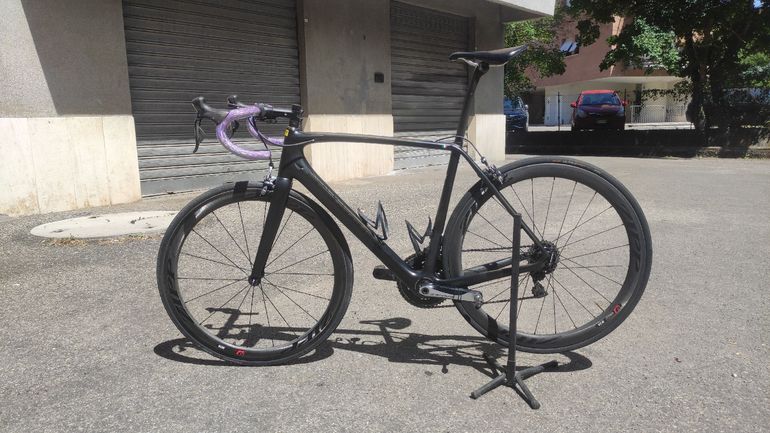 Specialized Tarmac Shimano Dura Ace Di2 2015 Road & Gravel usato, Nero — immagine 2 di 8
