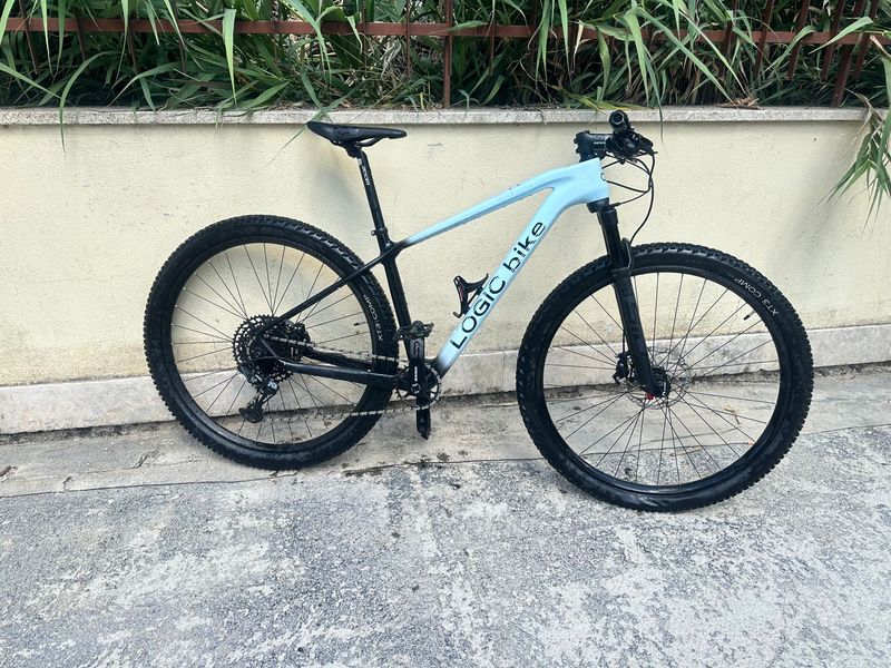 Tweedehands RACE MOUNTAIN Custom SRAM NX 2023 MTB