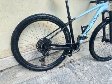 Used RACE MOUNTAIN Custom SRAM NX 2023 Mountainbike, White — image 2 of 19