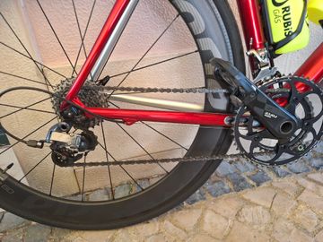 Used Scott Addict 2013 Road & Gravel, Red — image 5 of 7