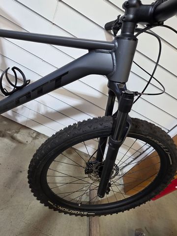 Used Scott Scale 970 2024 2024 Mountainbike, Light Gray, 29 — image 4 of 8