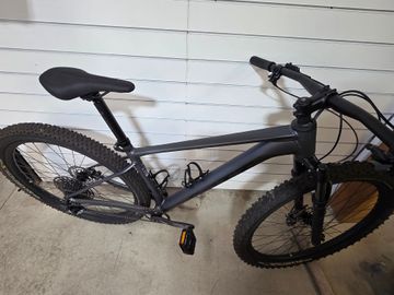 Used Scott Scale 970 2024 2024 Mountainbike, Light Gray, 29 — image 6 of 8
