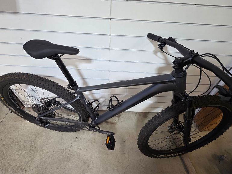 Used Scott Scale 970 2024 2024 Mountainbike, Light Gray, 29 — image 6 of 8