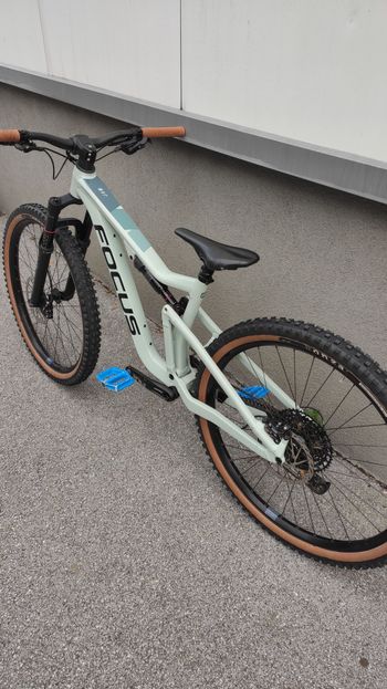 Used Focus JAM 6.8 2022 2022 Mountainbike, Blue, 29 — image 2 of 8