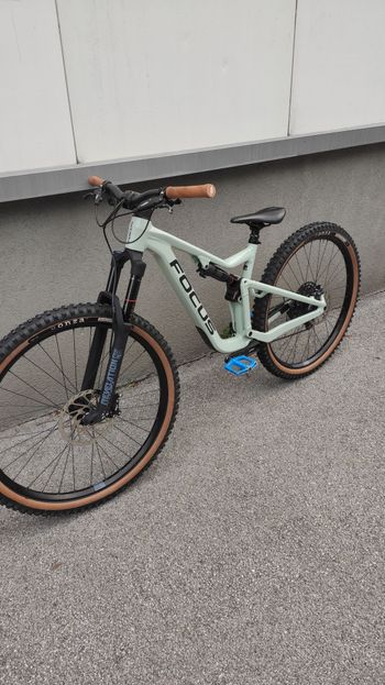 Used Focus JAM 6.8 2022 2022 Mountainbike, Blue, 29 — image 8 of 8