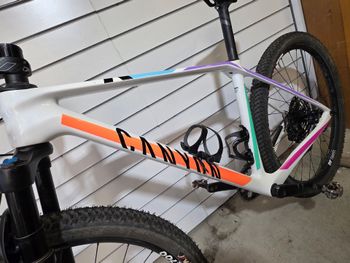 Used Canyon Exceed CF 6 2023 2023 Mountainbike, Weiß, 29 — image 8 of 10