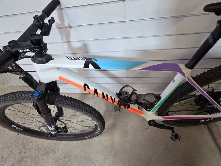 Used Canyon Exceed CF 6 2023 2023 Mountainbike, Weiß, 29 — image 10 of 10
