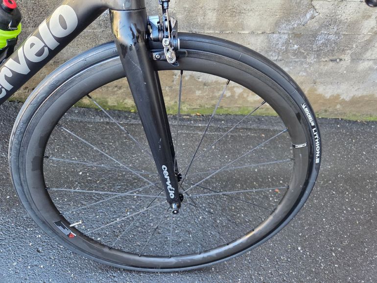 Used Cervélo R5 Ultegra 8000 2018 2018 Road & Gravel, Schwarz — image 2 of 7