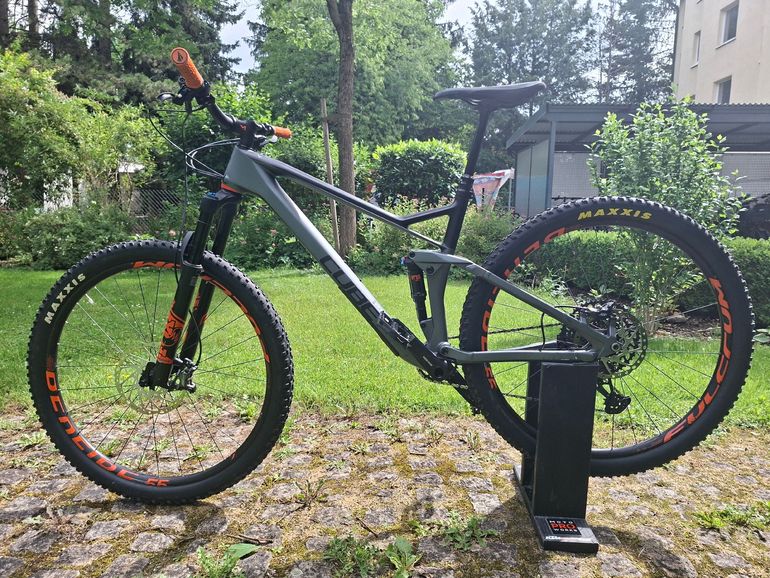 Used CUBE STEREO 120 HPC TM 29 2021 2021 Mountainbike, Light Gray, 29 — image 2 of 15
