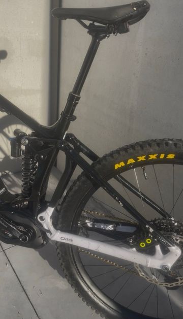 Used Mondraker LEVEL R 2022 2022 Mountainbike, White, 29 — image 4 of 5
